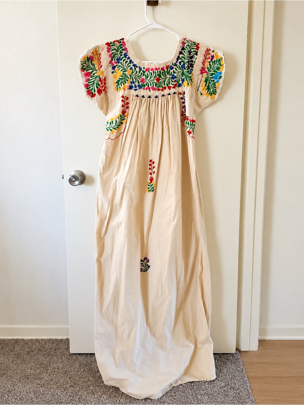 Vintage Oaxaca Mexican Embroidered Maxi Dress - Medium